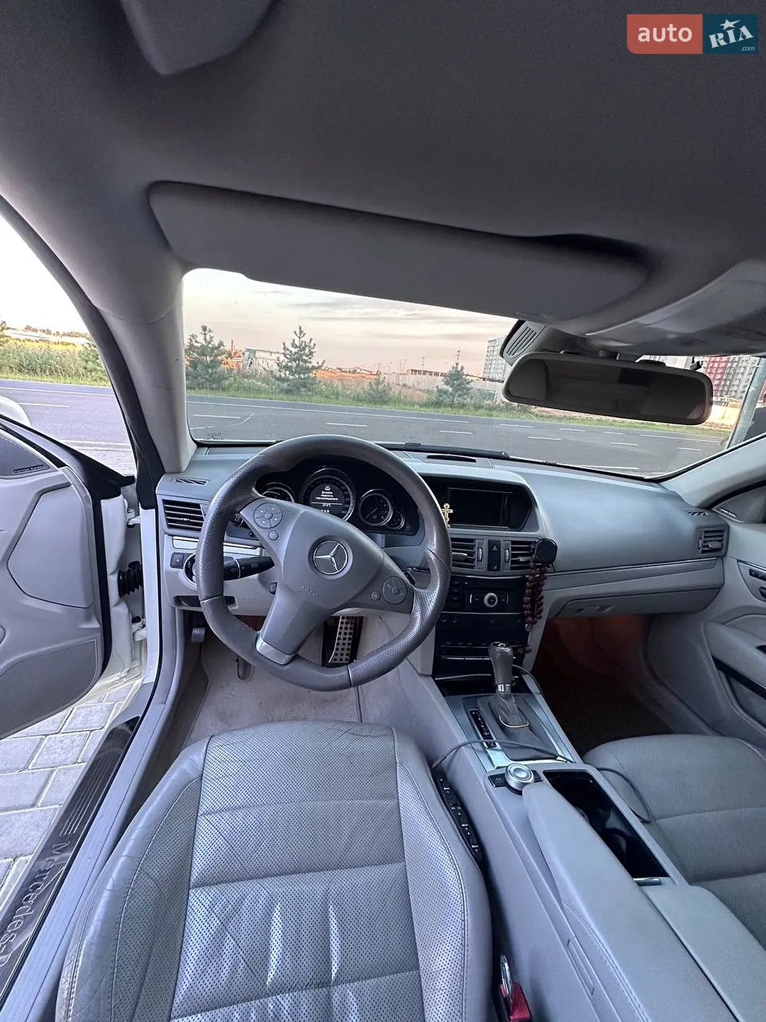 2010 Mercedes-Benz E-klasse - мініатюра 16