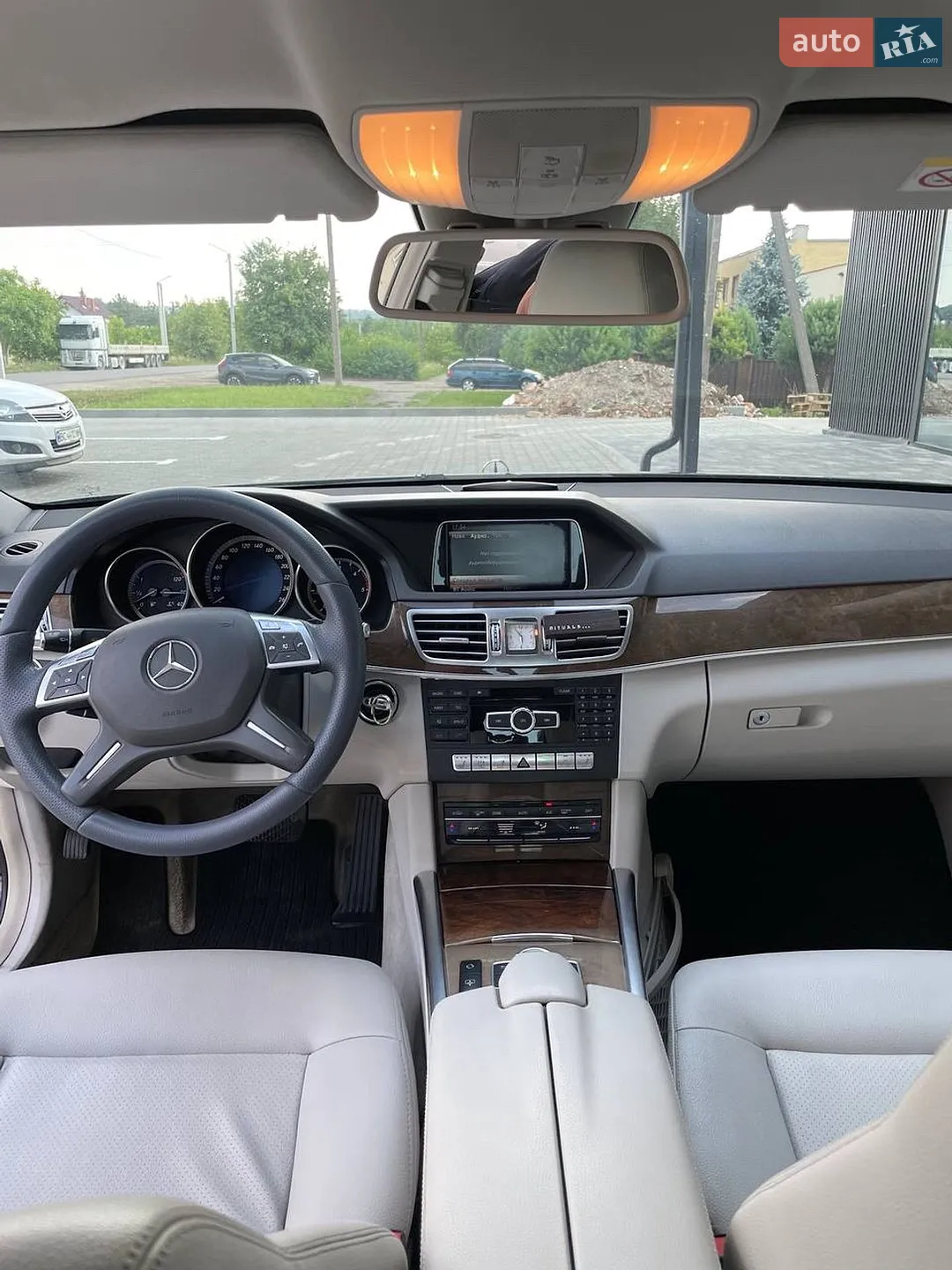 2013 Mercedes-Benz E-klasse - мініатюра 18