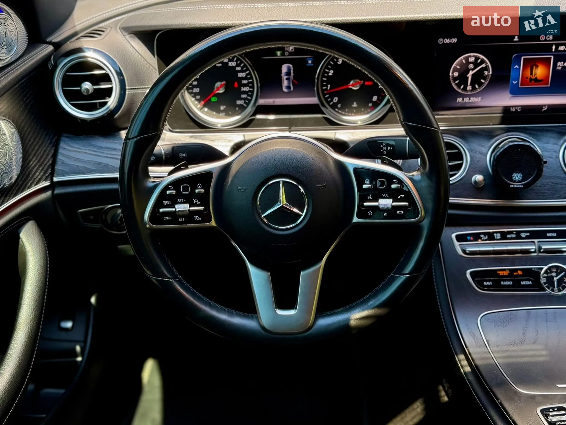 2018 Mercedes-Benz E-klasse - мініатюра 26