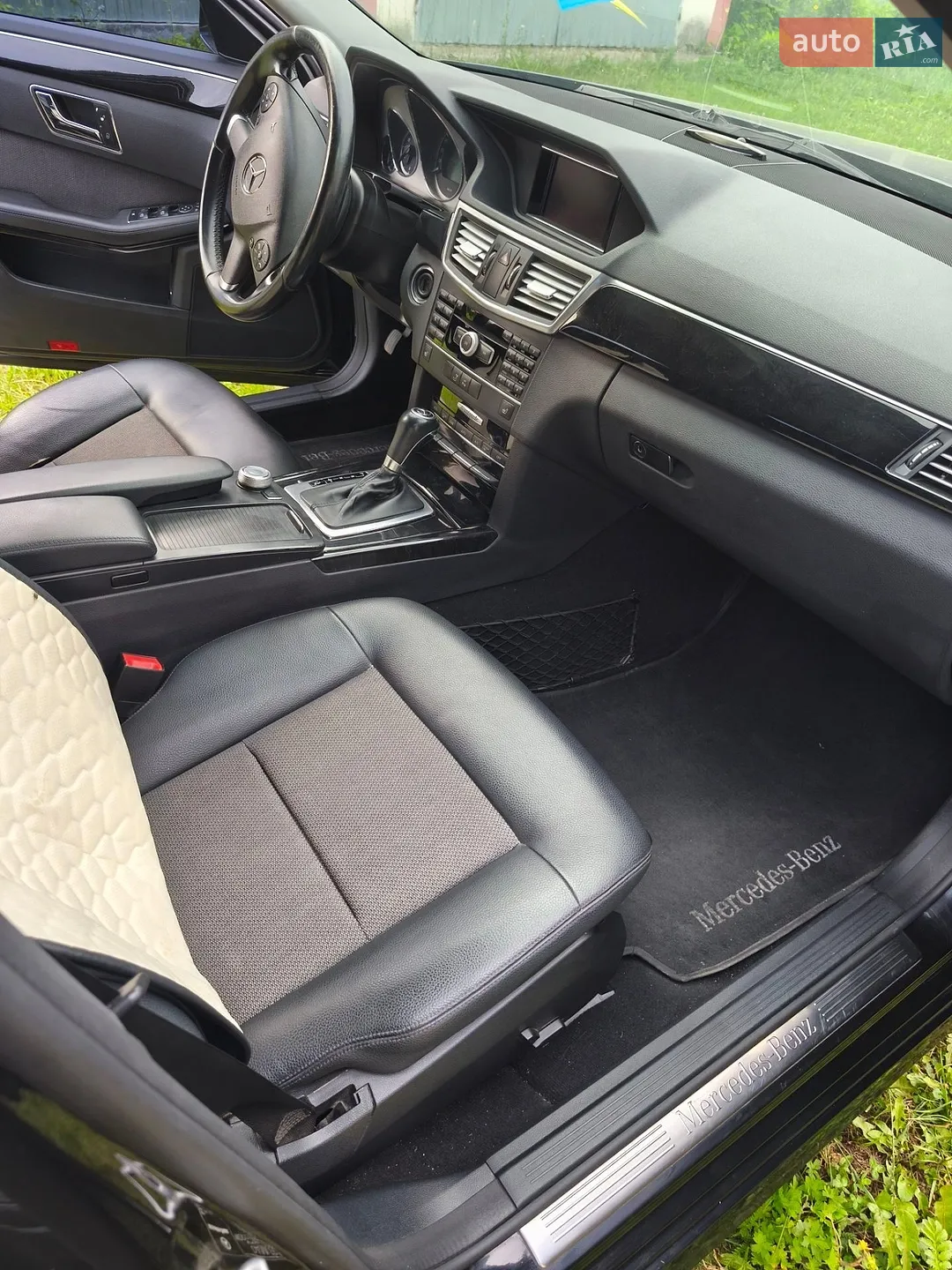 2011 Mercedes-Benz E-klasse - мініатюра 30