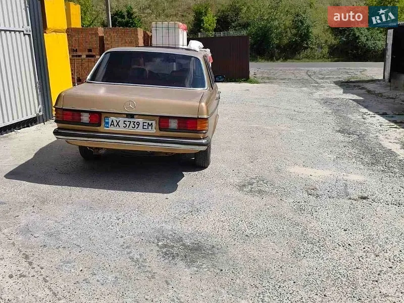 Mercedes-Benz E-Class 1981