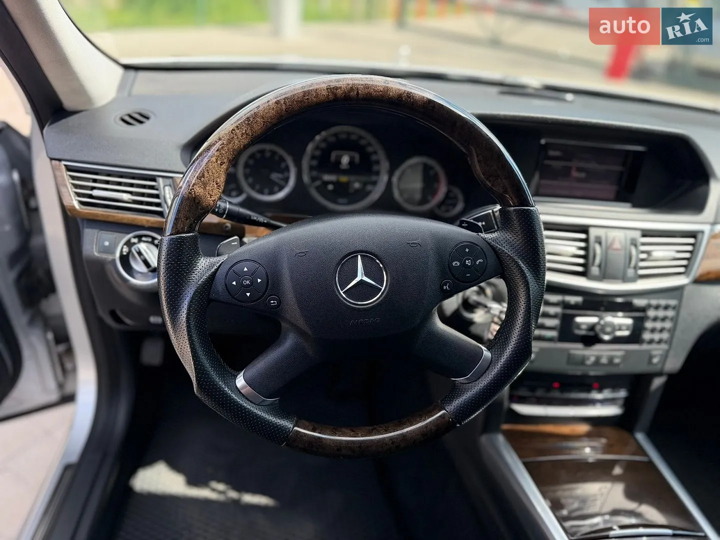 2012 Mercedes-Benz E-klasse - мініатюра 11