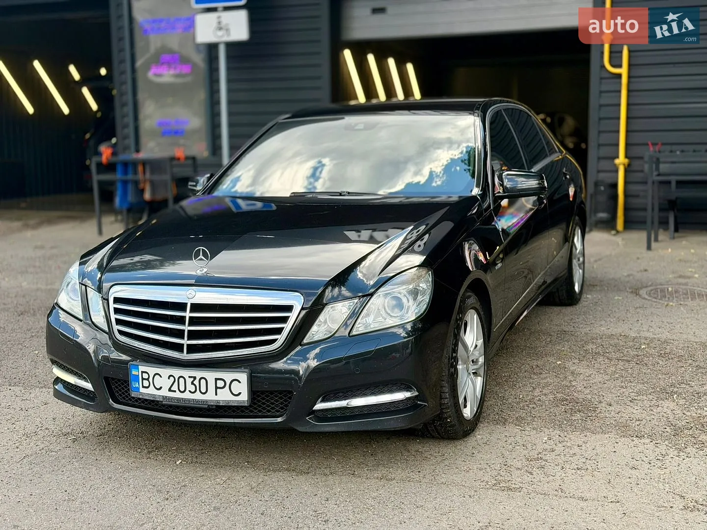 2011 Mercedes-Benz E-klasse - мініатюра 2