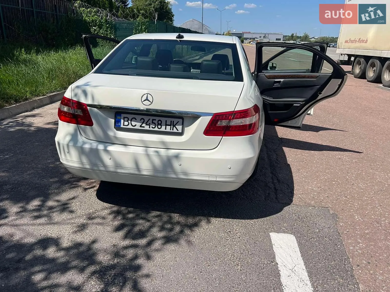 2012 Mercedes-Benz E-klasse - мініатюра 20