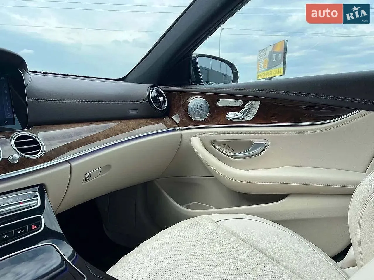 2017 Mercedes-Benz E-klasse - мініатюра 31