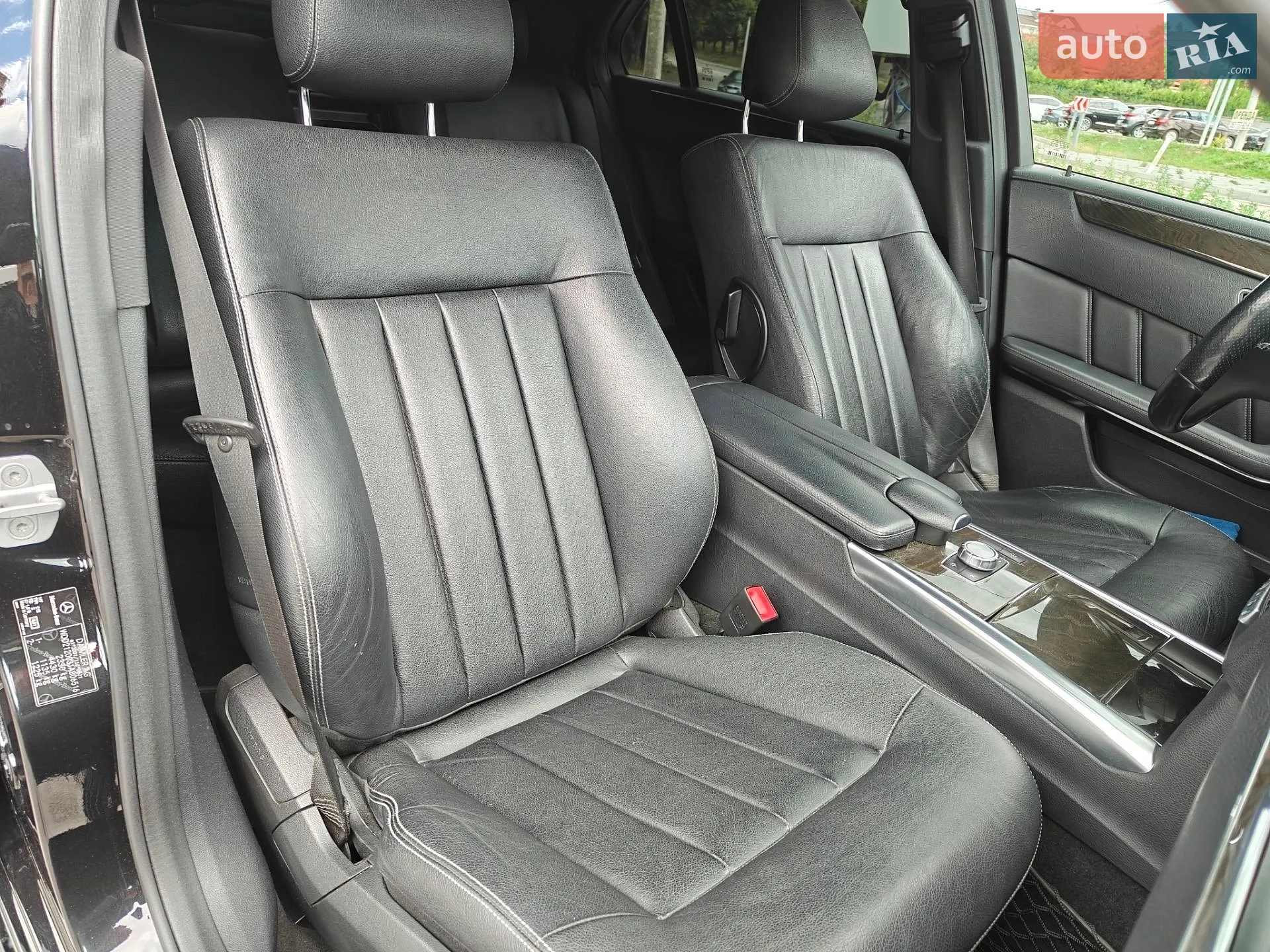 2013 Mercedes-Benz E-klasse - мініатюра 32