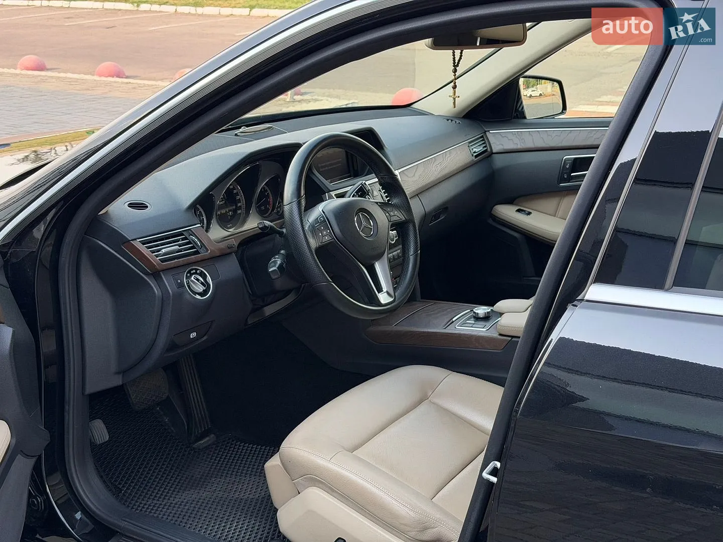 2013 Mercedes-Benz E-klasse - мініатюра 24