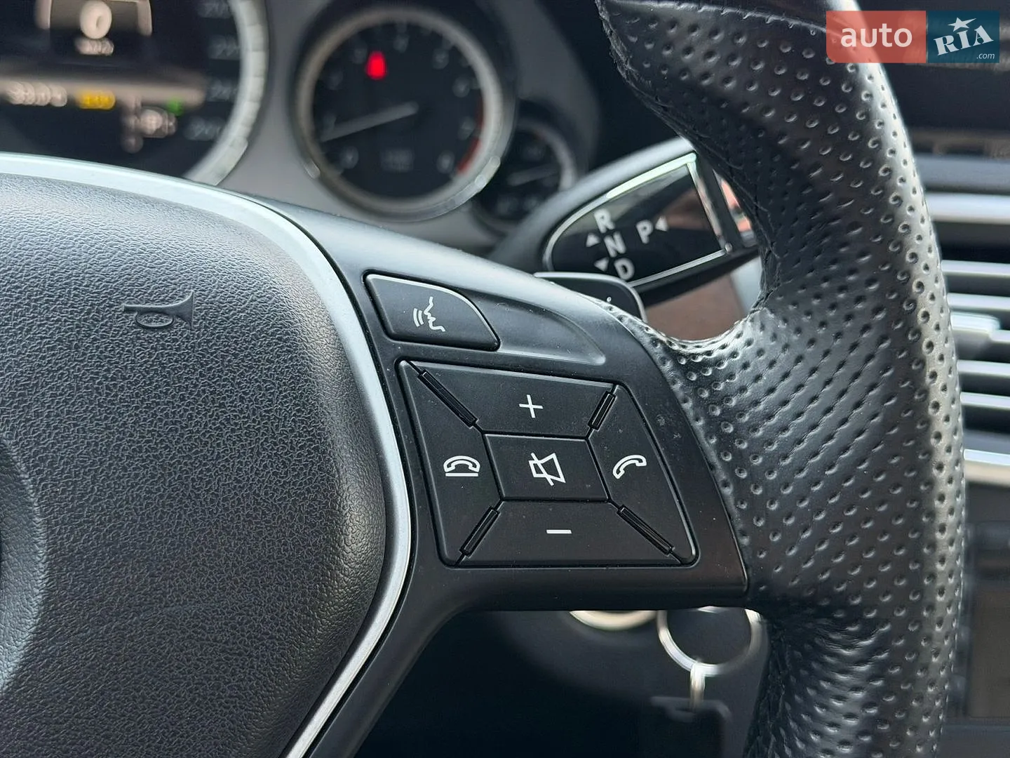 2013 Mercedes-Benz E-klasse - мініатюра 43