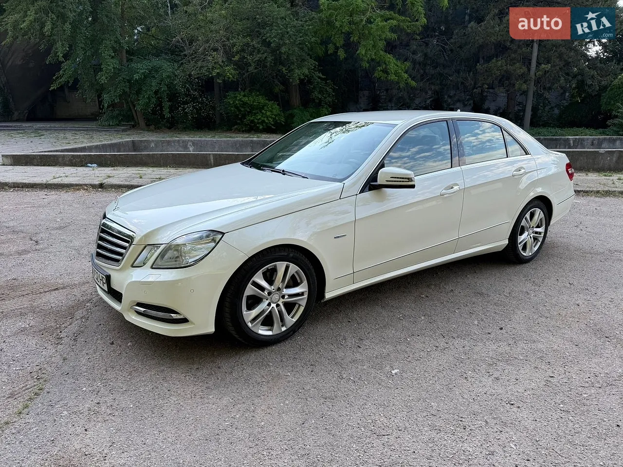 2010 Mercedes-Benz E-klasse - мініатюра 32