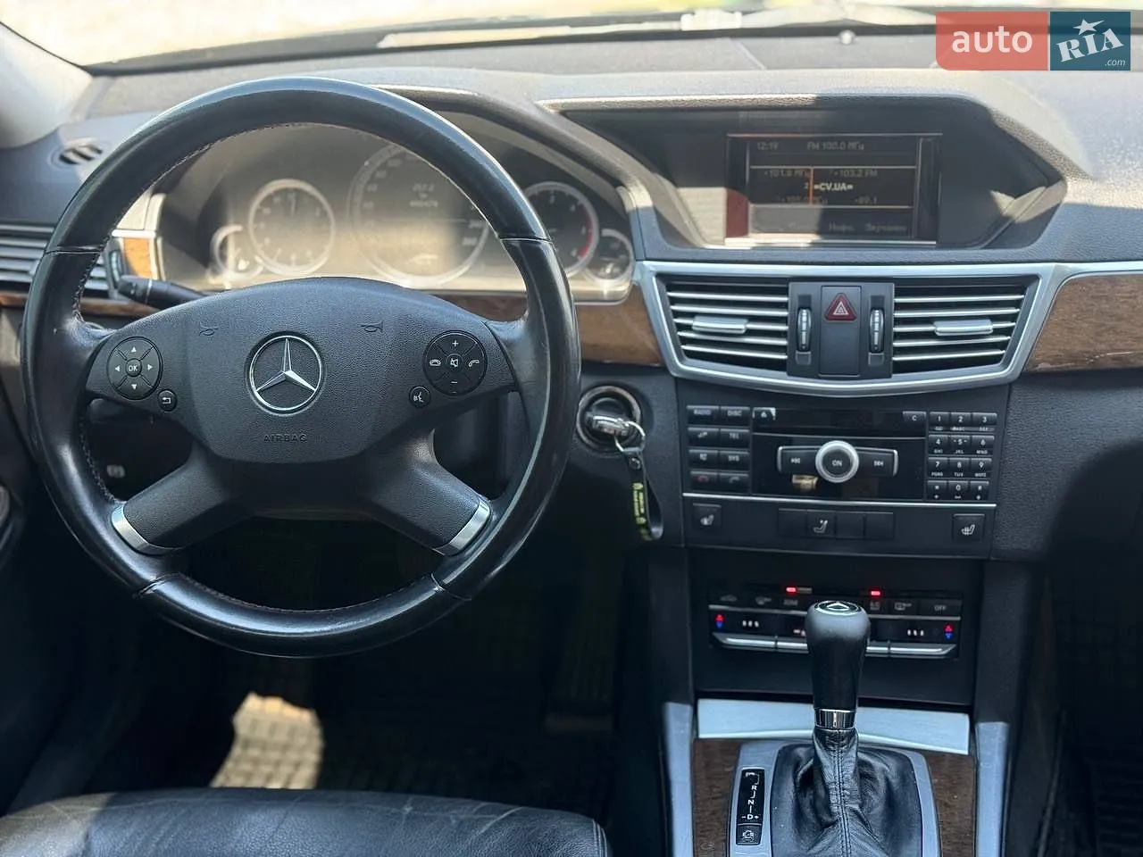 2010 Mercedes-Benz E-klasse - мініатюра 19