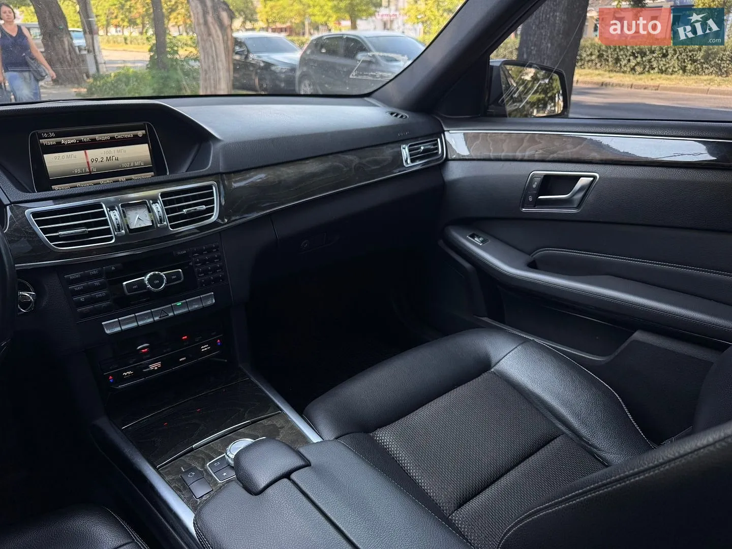 2013 Mercedes-Benz E-klasse - мініатюра 28