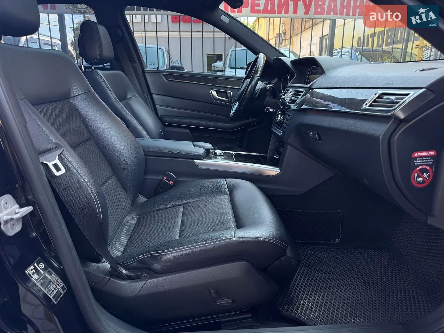 2013 Mercedes-Benz E-klasse - мініатюра 29
