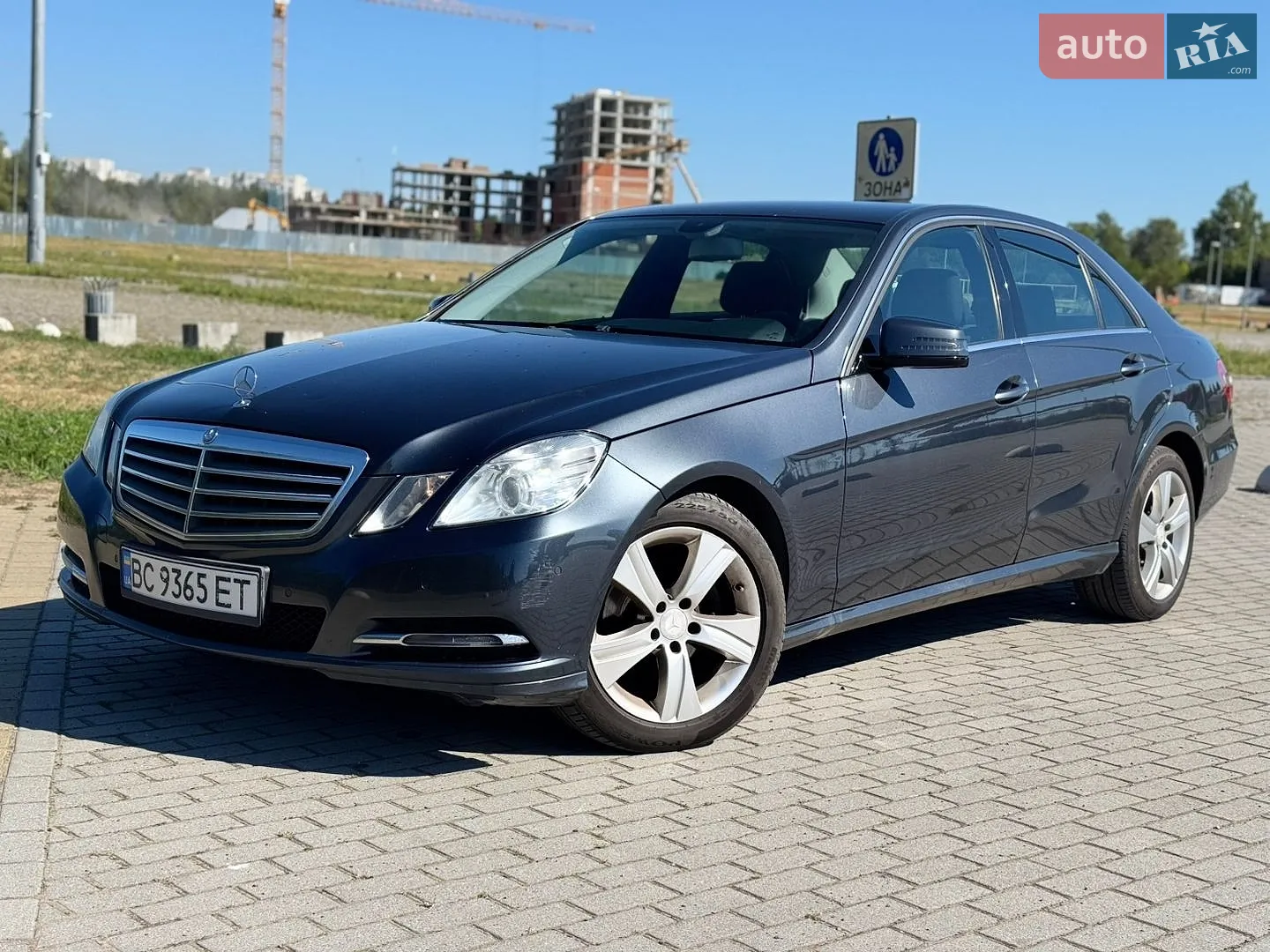 2012 Mercedes-Benz E-klasse - мініатюра 3