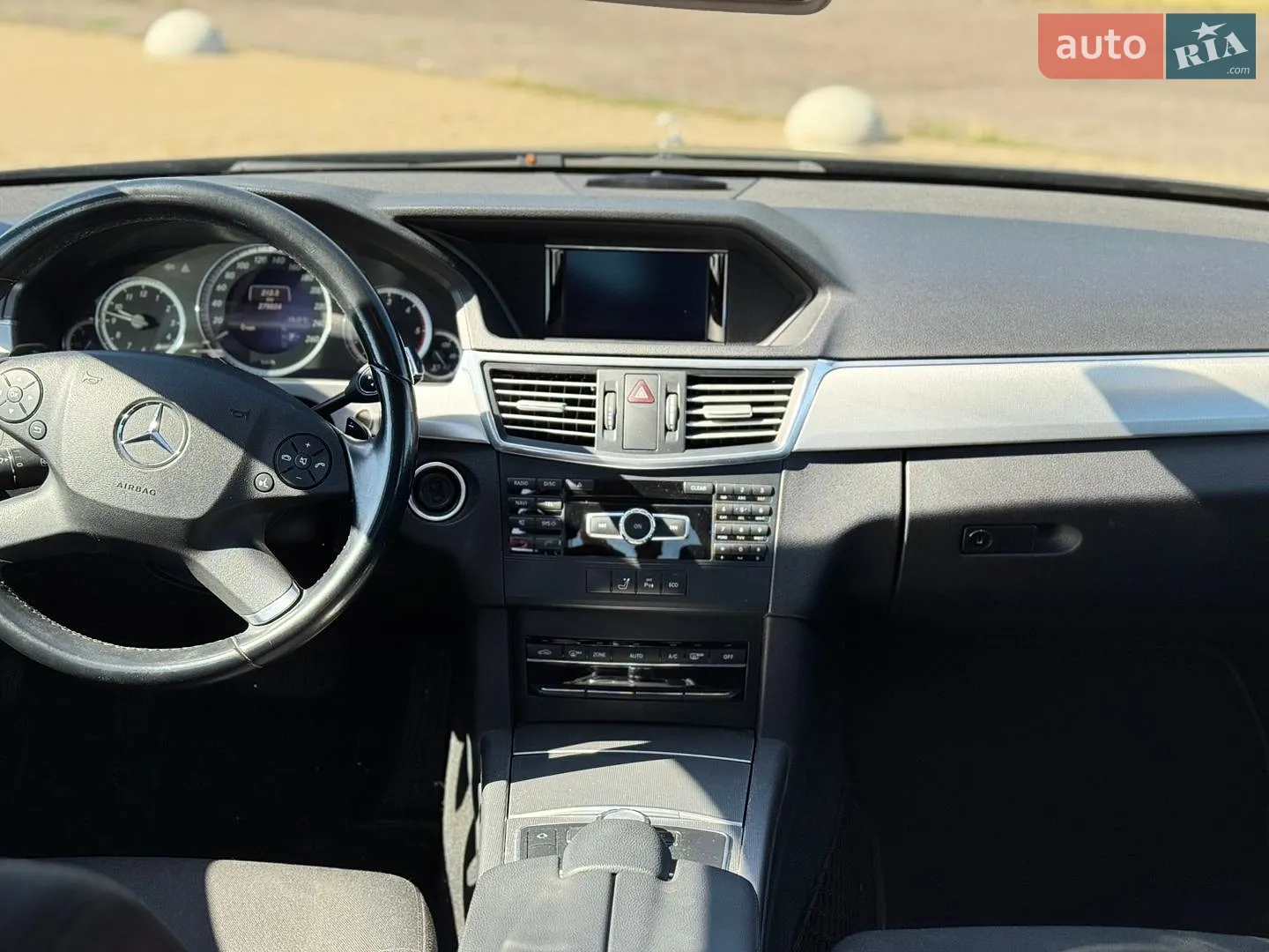 2012 Mercedes-Benz E-klasse - мініатюра 24