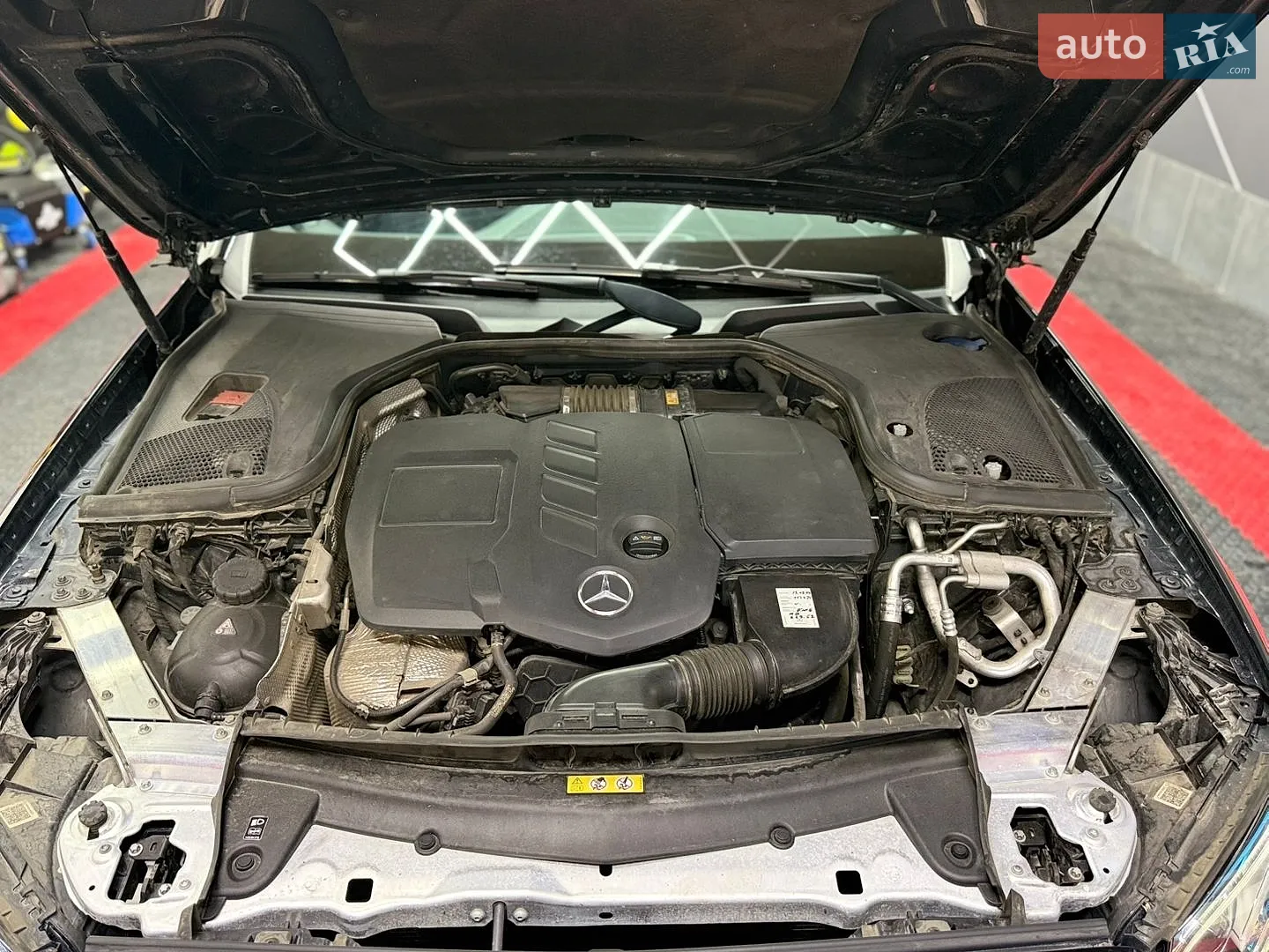 2017 Mercedes-Benz E-klasse - мініатюра 35