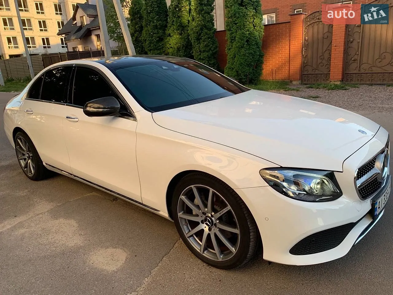 Mercedes-Benz E Class 2022 VIN W1K2130161B058462 фото оголошення 6 з 21