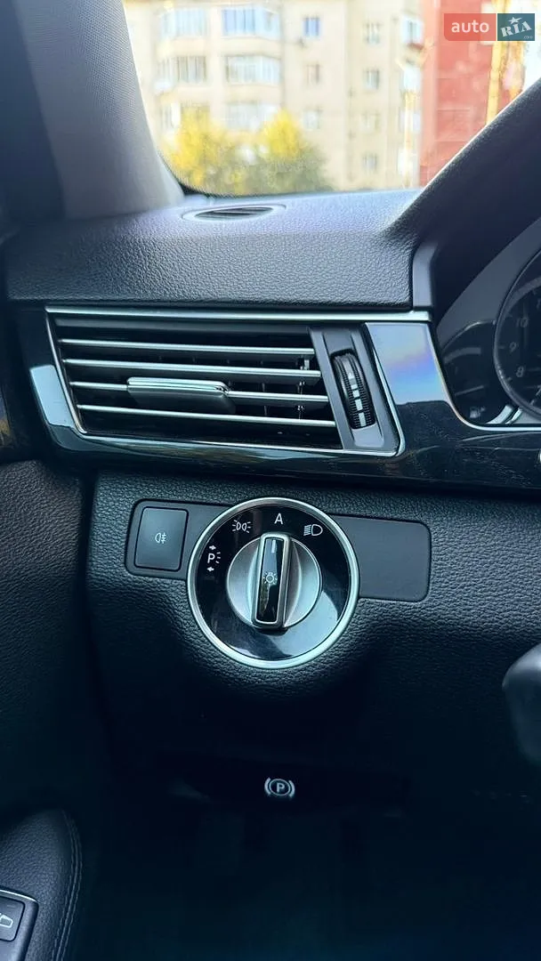 2010 Mercedes-Benz E-klasse - мініатюра 34
