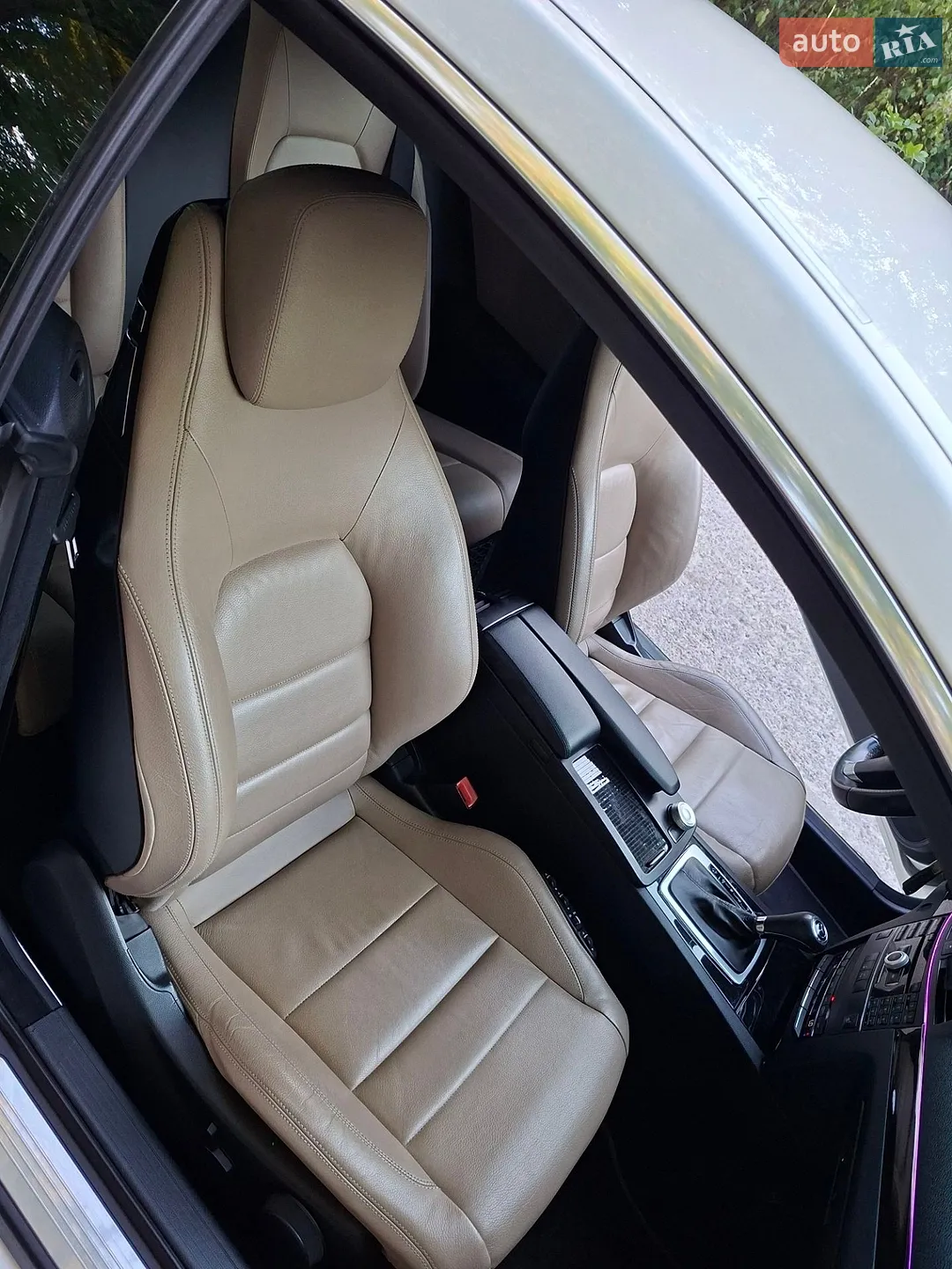 2010 Mercedes-Benz E-klasse - мініатюра 10