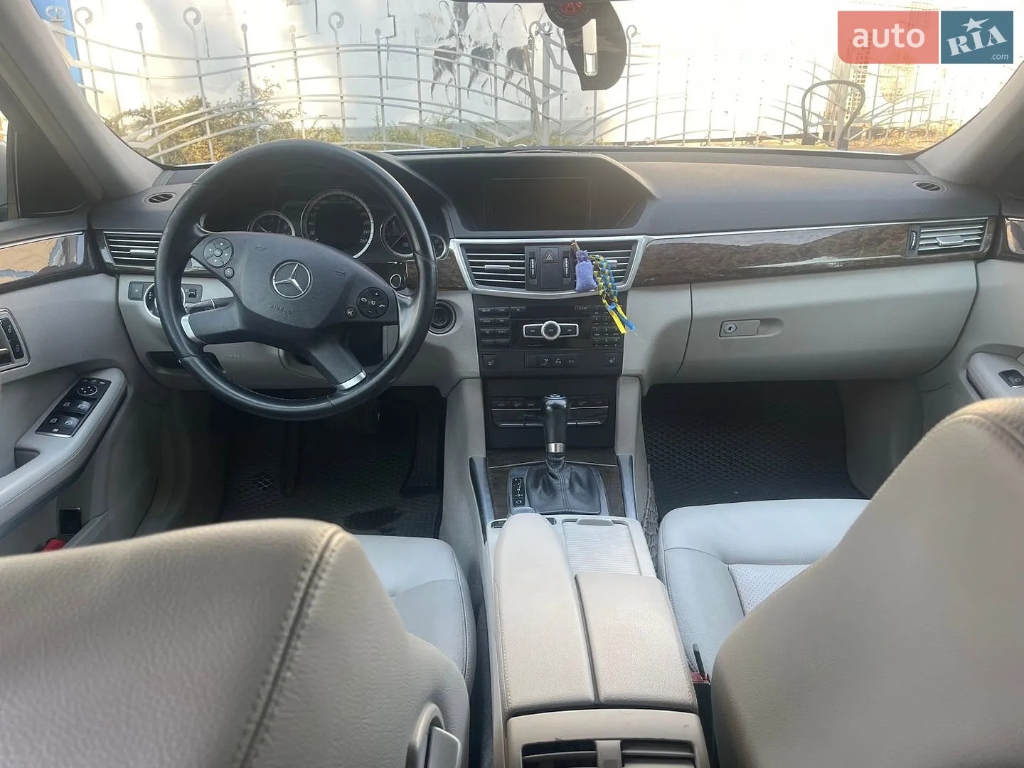 2011 Mercedes-Benz E-klasse - мініатюра 7