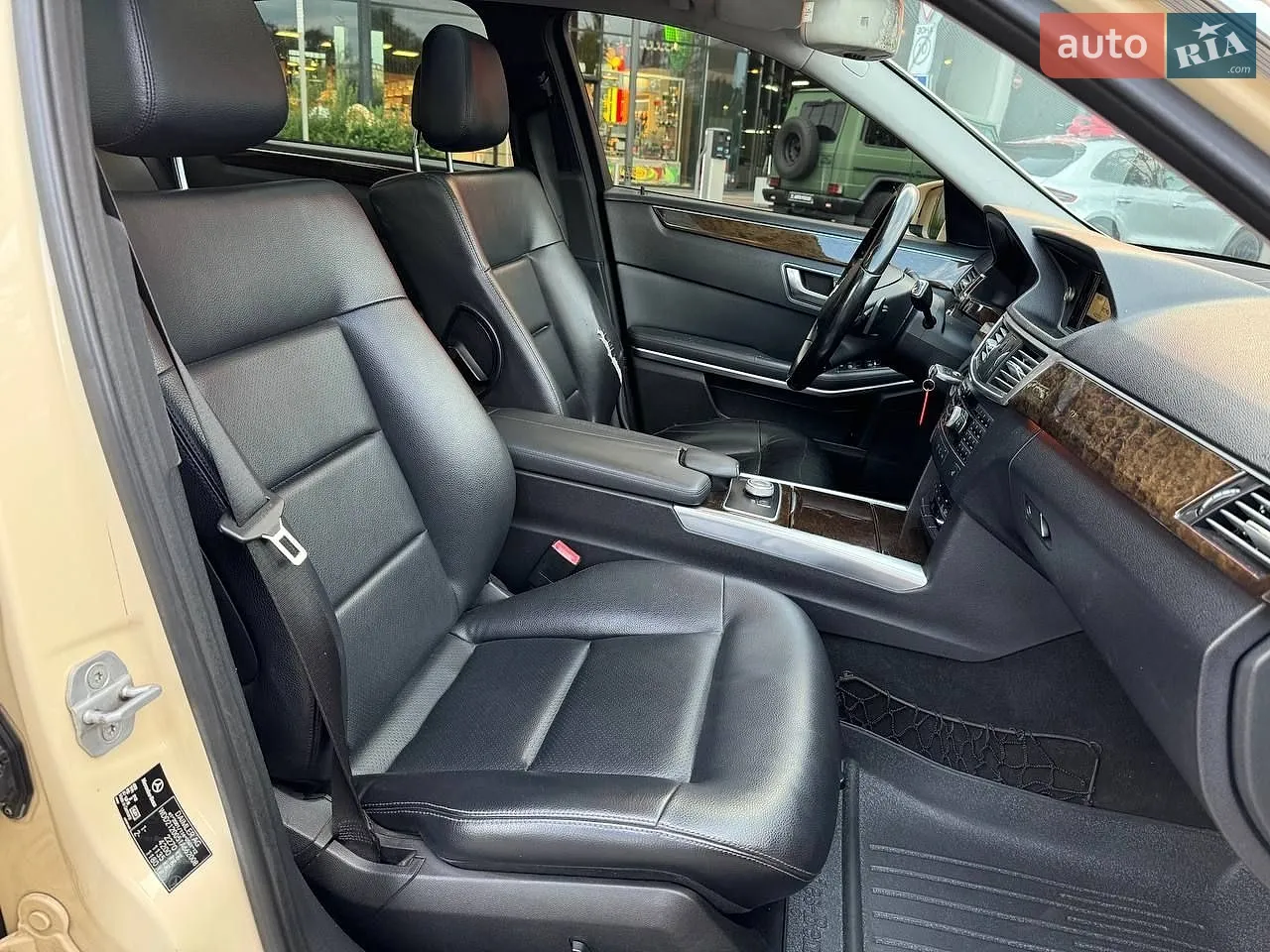2012 Mercedes-Benz E-klasse - мініатюра 11