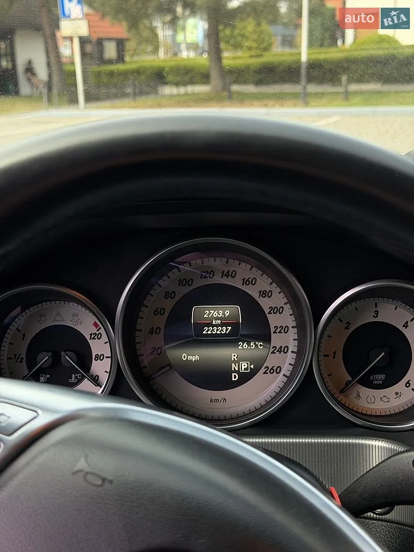 2013 Mercedes-Benz E-klasse - мініатюра 19