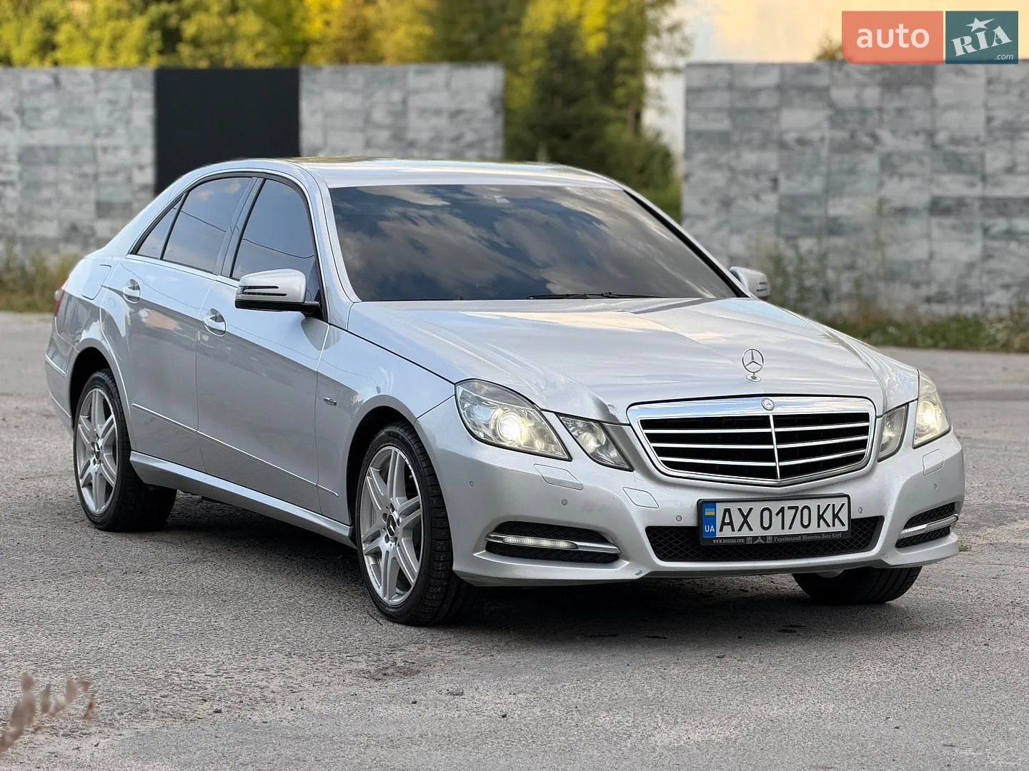 2011 Mercedes-Benz E-klasse - фото 1