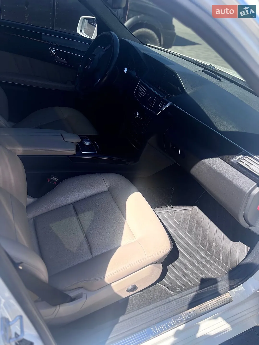 2011 Mercedes-Benz E-klasse - мініатюра 11