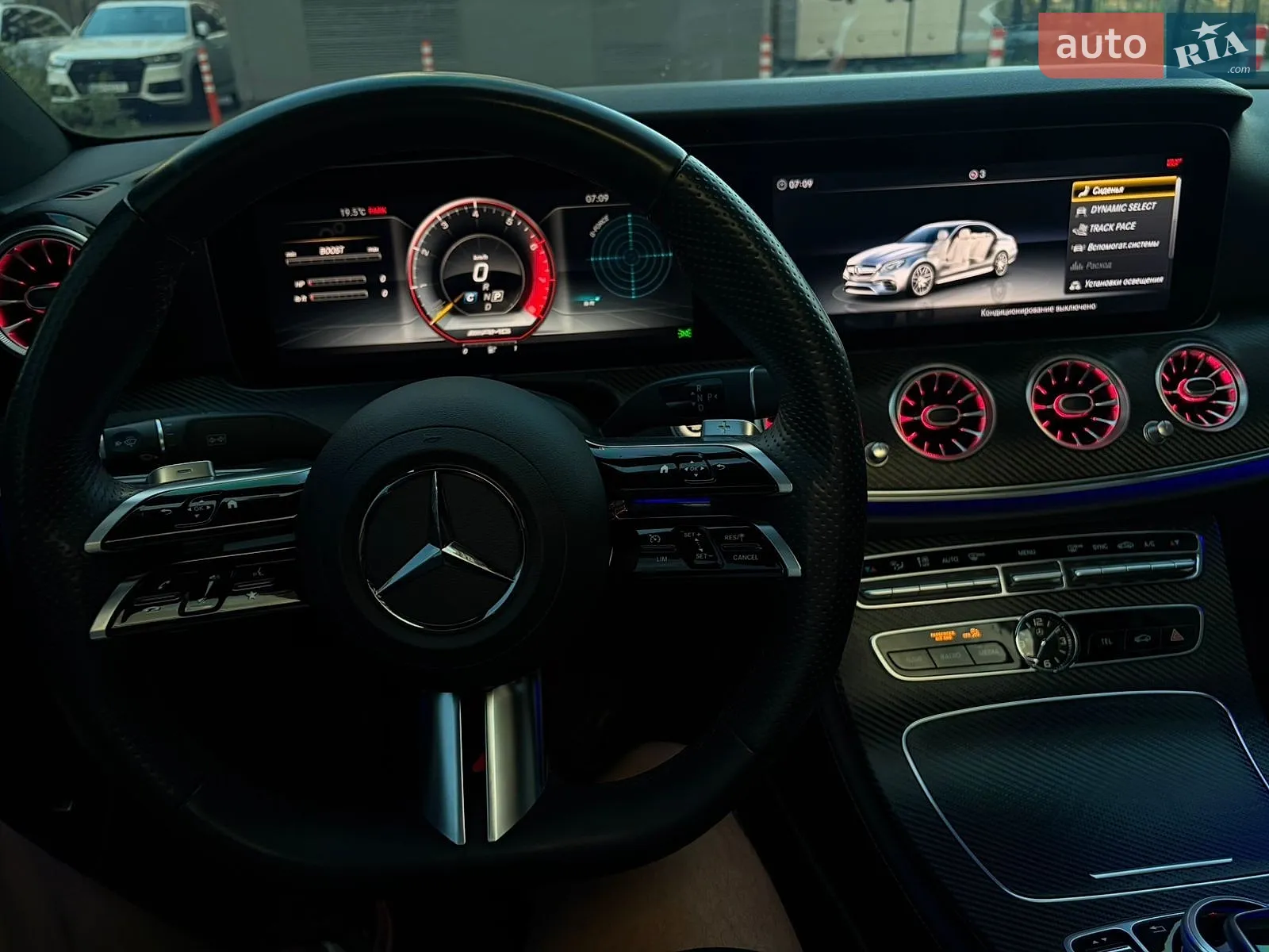 2018 Mercedes-Benz E-klasse - мініатюра 31