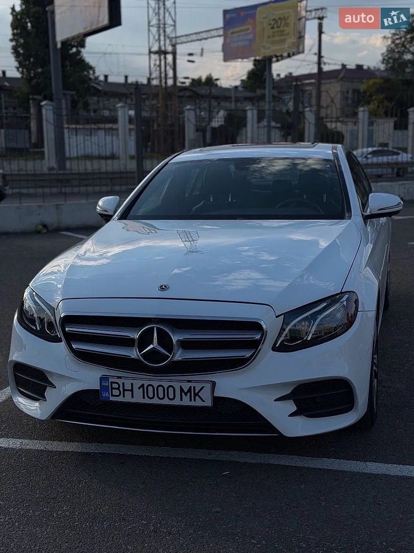 2019 Mercedes-Benz E-klasse - фото 1