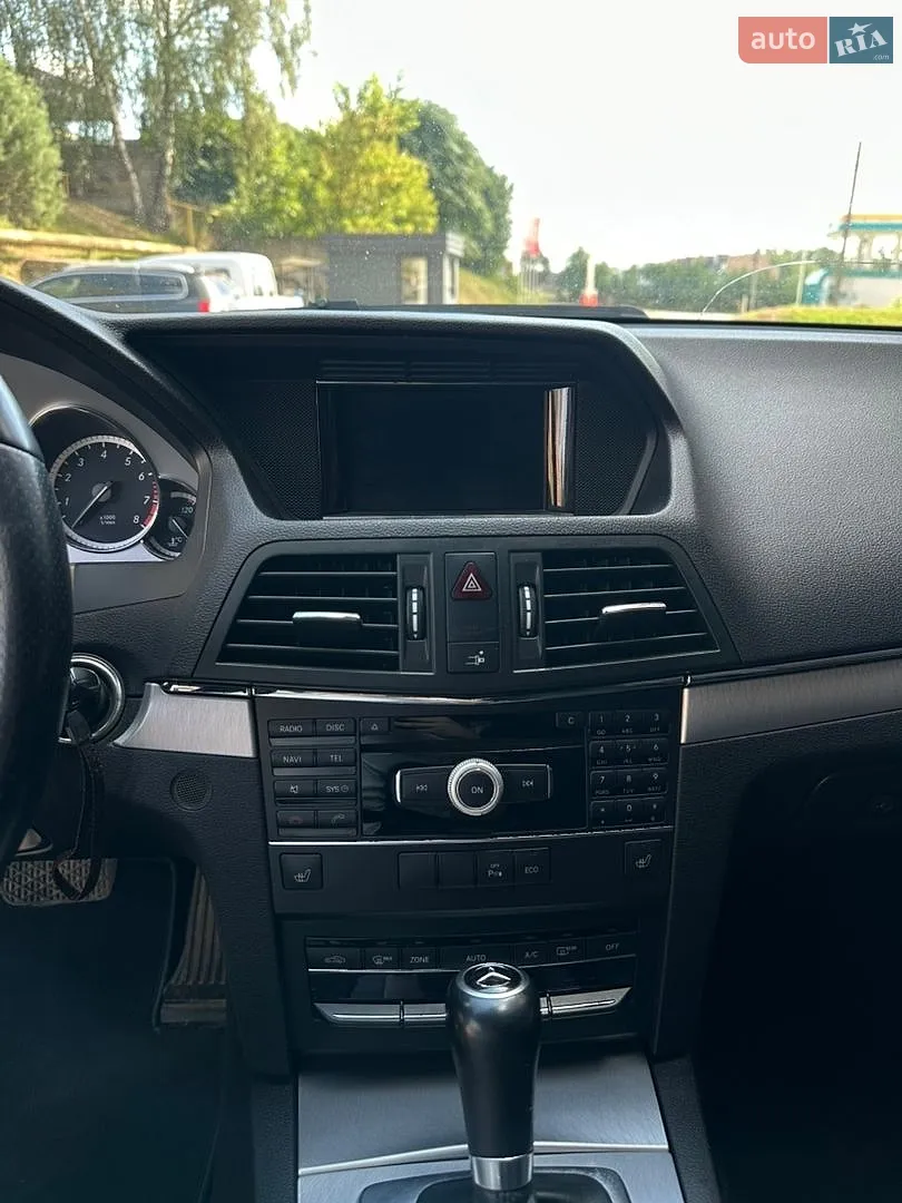 2011 Mercedes-Benz E-klasse - мініатюра 18