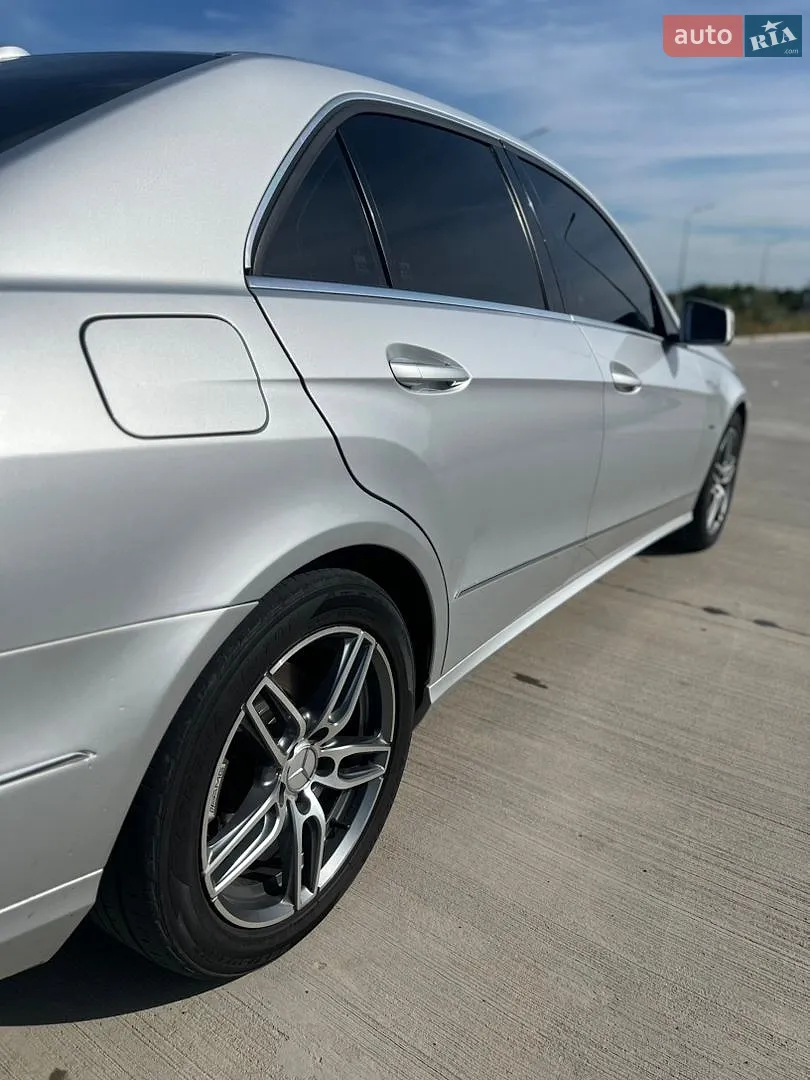 2012 Mercedes-Benz E-klasse - мініатюра 12
