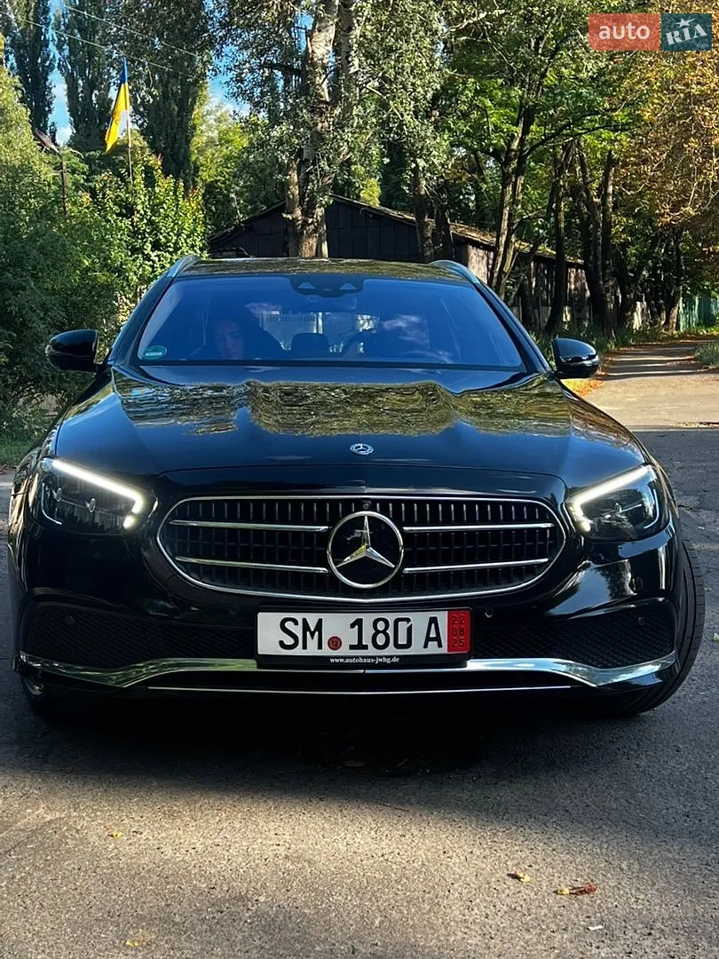 2020 Mercedes-Benz E-klasse - фото 1