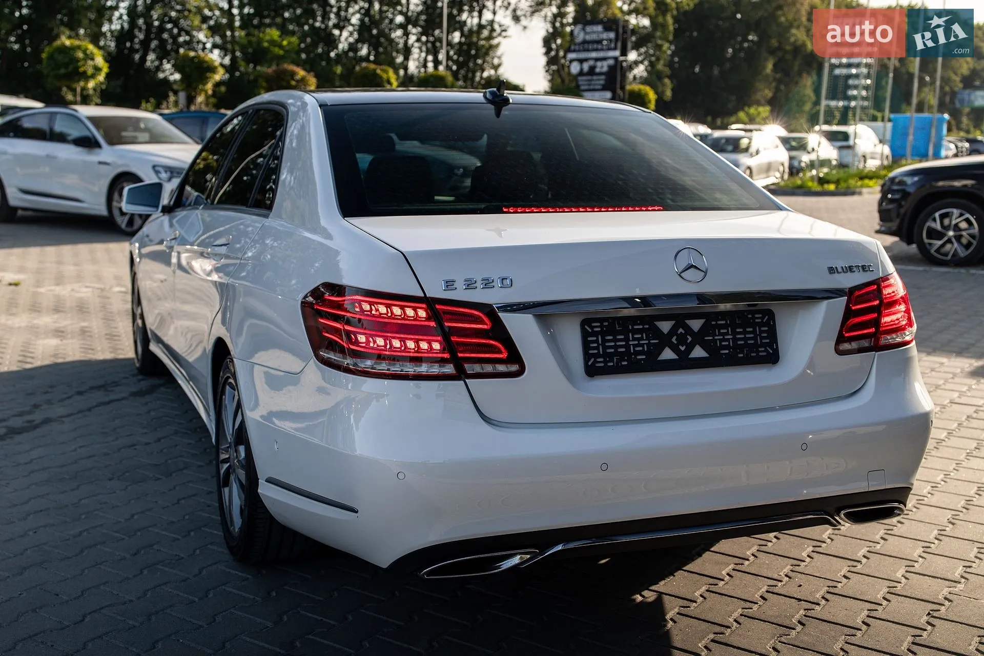 2014 Mercedes-Benz E-klasse - мініатюра 11