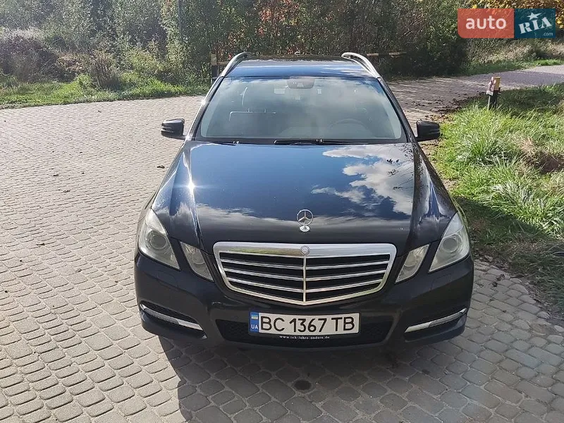 Mercedes-Benz E-Class 2011