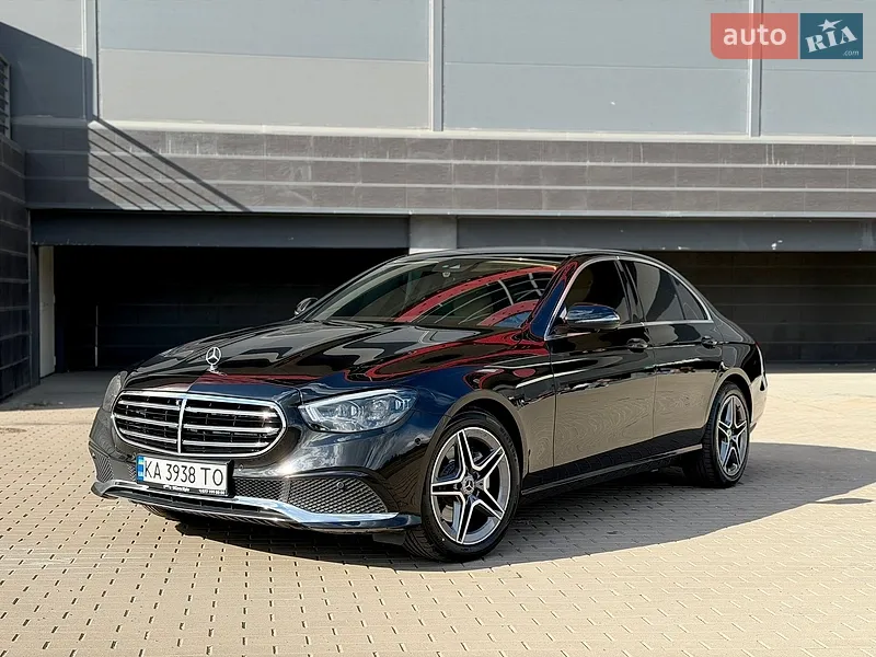 Mercedes-Benz E-Class 2021