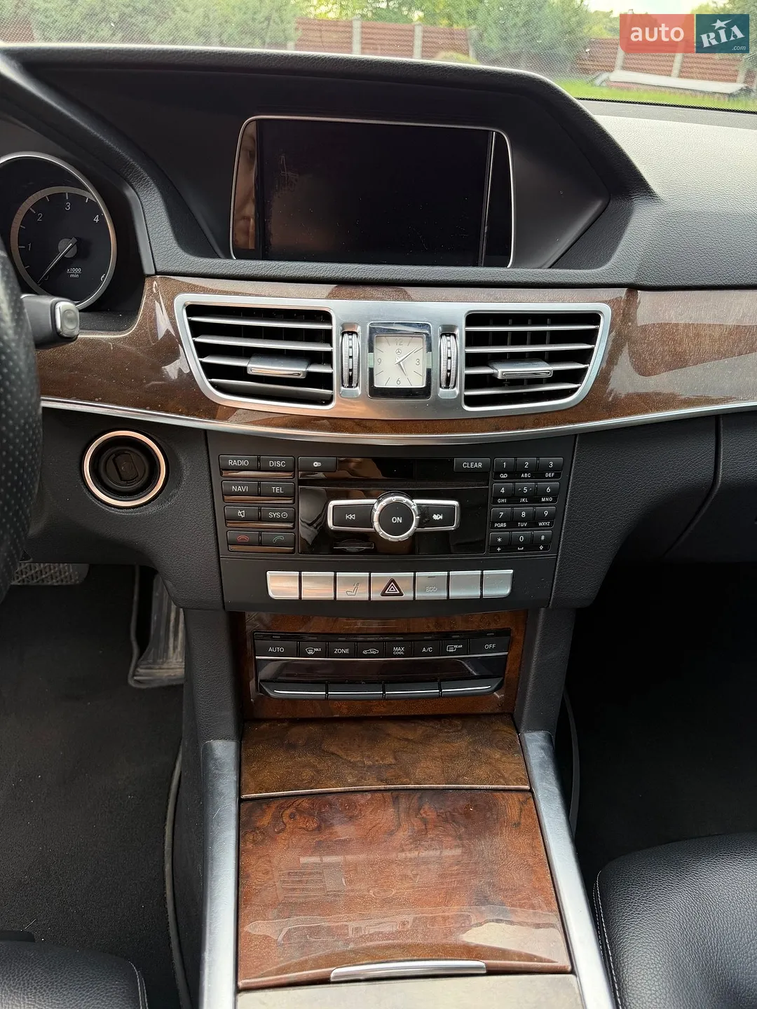 2013 Mercedes-Benz E-klasse - мініатюра 20