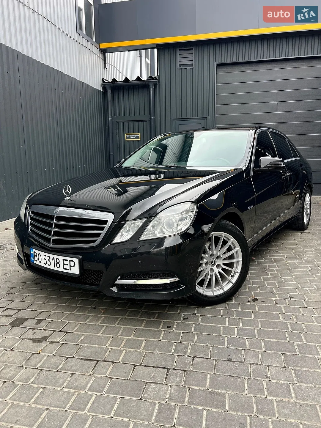 2011 Mercedes-Benz E-klasse - мініатюра 3