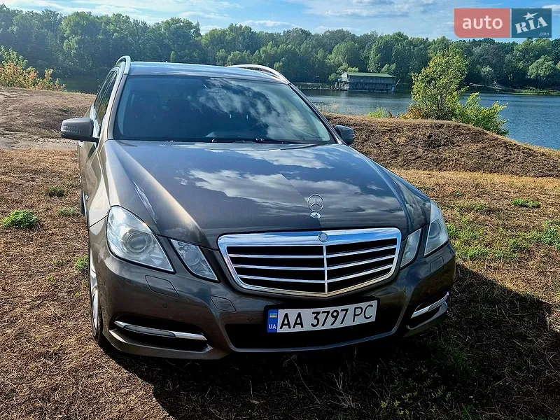 Mercedes-Benz E-Class 2012