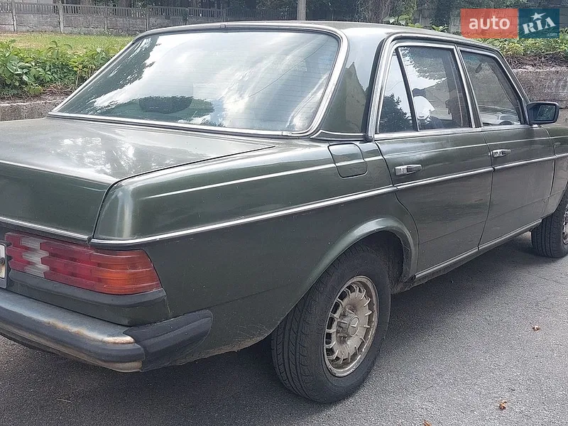 Mercedes-Benz E-Class 1978