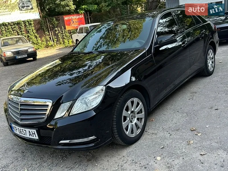 Mercedes-Benz E-Class 2012