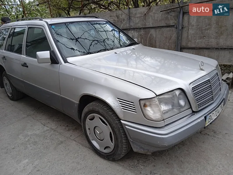 Mercedes-Benz E-Class 1996