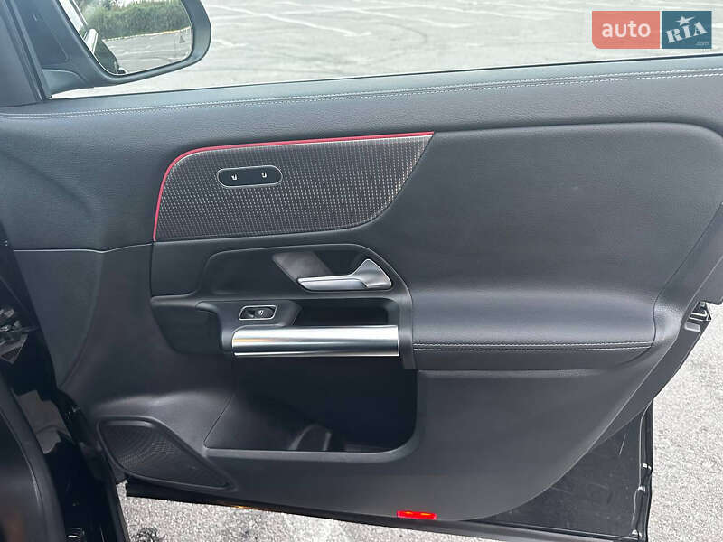 Хэтчбек Mercedes-Benz EQA 2022 в Ужгороде