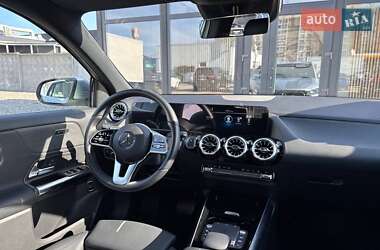 Хетчбек Mercedes-Benz EQA 2023 в 