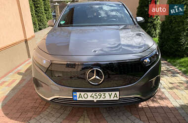 Позашляховик / Кросовер Mercedes-Benz EQA 2024 в 
