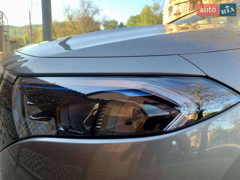 Позашляховик / Кросовер Mercedes-Benz EQA 2024 в Сваляві