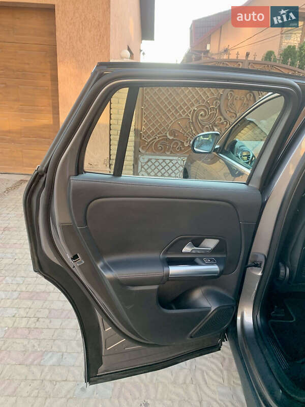 Позашляховик / Кросовер Mercedes-Benz EQA 2024 в Сваляві