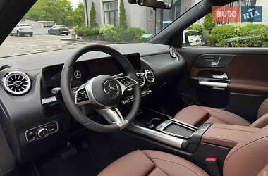 Позашляховик / Кросовер Mercedes-Benz EQA 2025 в 