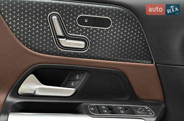 Позашляховик / Кросовер Mercedes-Benz EQA 2025 в 