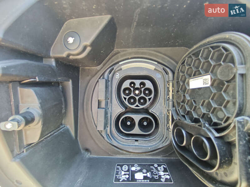 Хетчбек Mercedes-Benz EQA 2021 в Києві