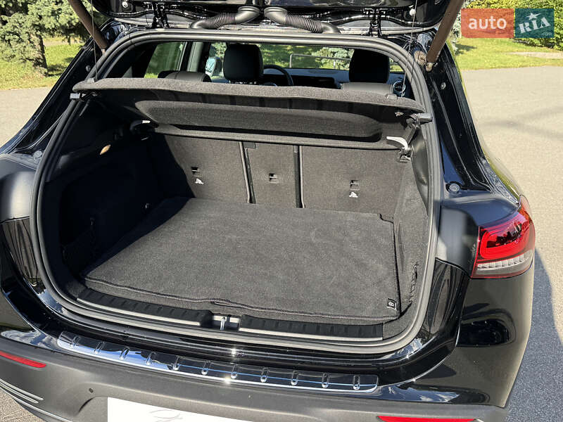 Хэтчбек Mercedes-Benz EQA 2021 в Киеве